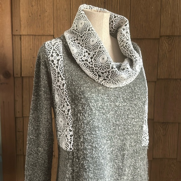 A'Reve Sweaters - a’reve cowl neck sweater with lace detail size small